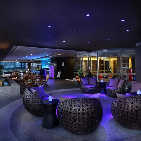 Sathorn Vista, Bangkok - Marriott Executive Apartments